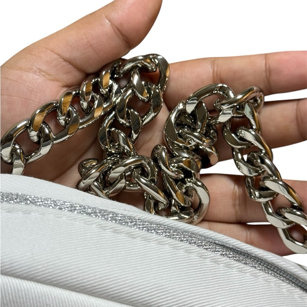 Dior off White Silver Crossbody Bag with Chain Strap - Picture 11 of 14